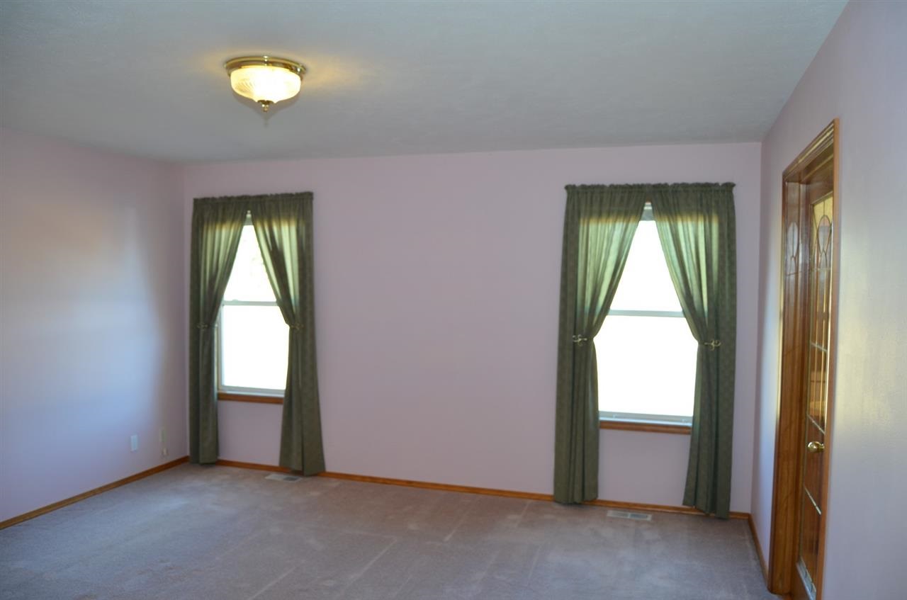 319 Plum Tree Ct - Photo 11