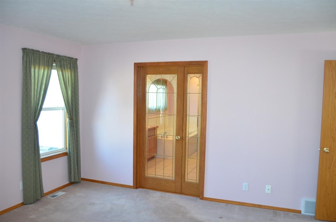 319 Plum Tree Ct - Photo 12