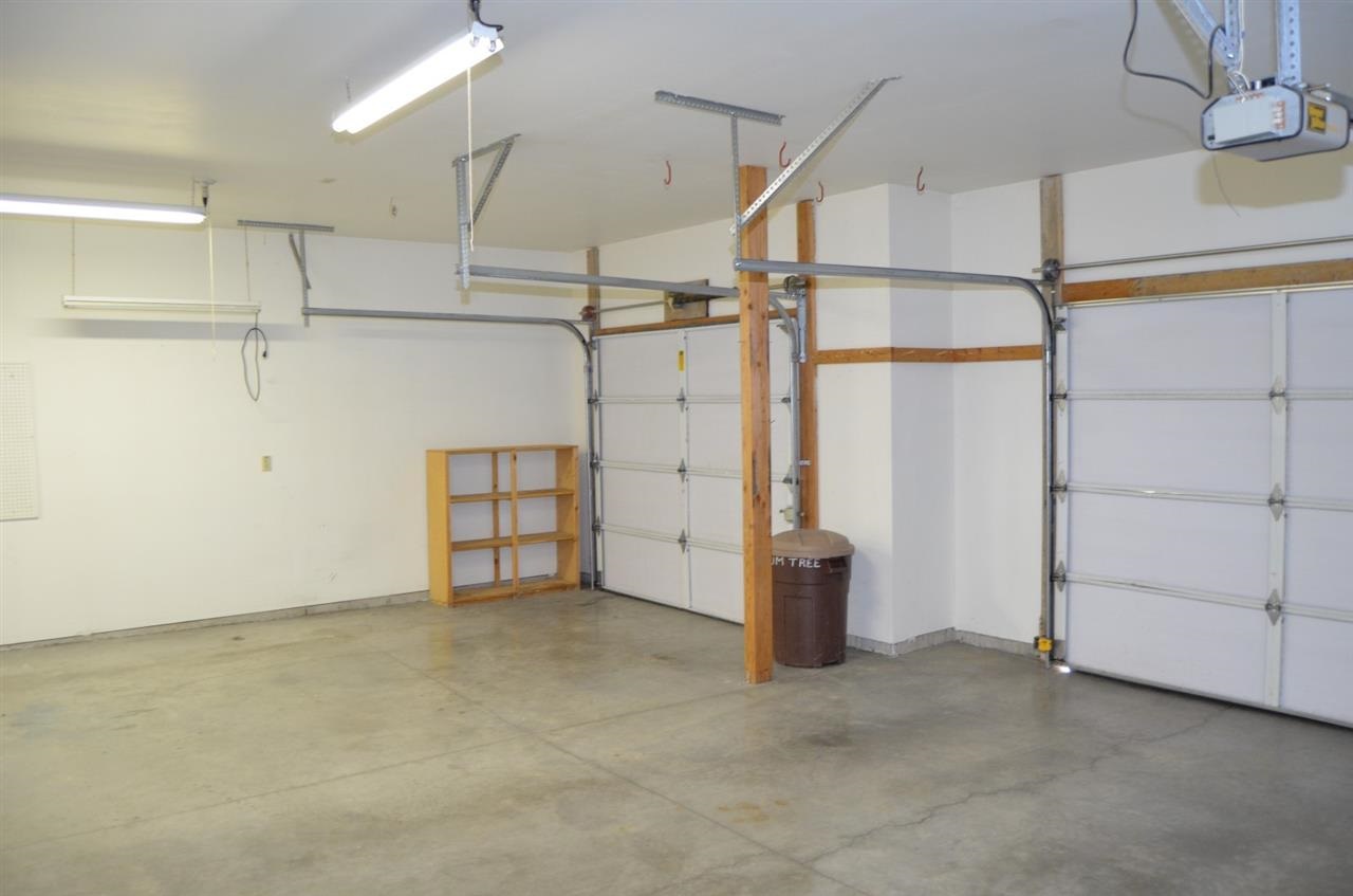 319 Plum Tree Ct - Photo 18