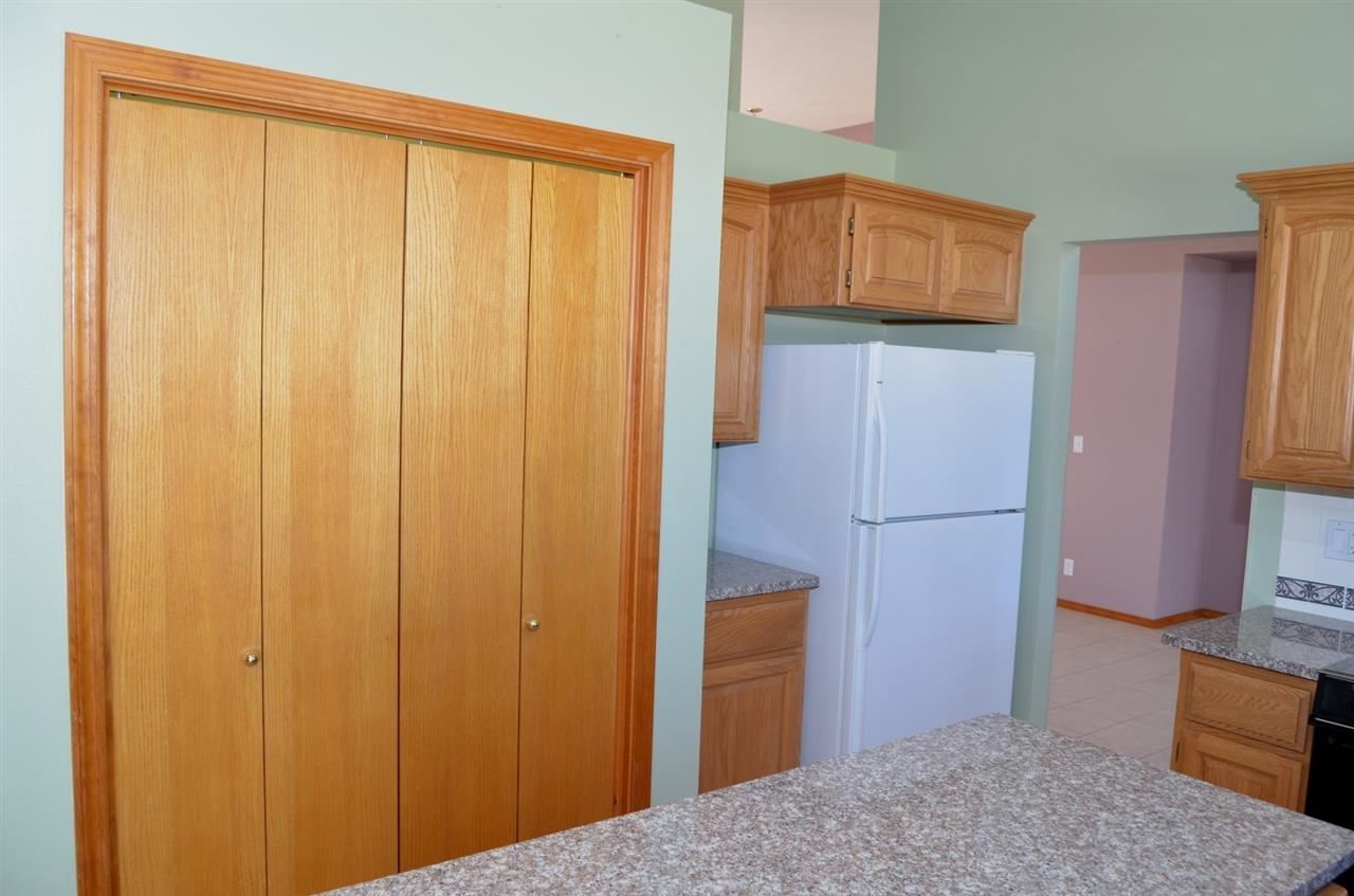 319 Plum Tree Ct - Photo 8