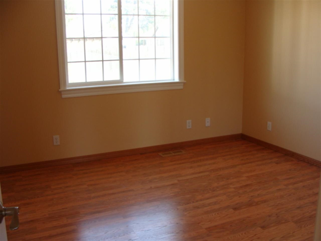 6121 E 11th Ave - Photo 8