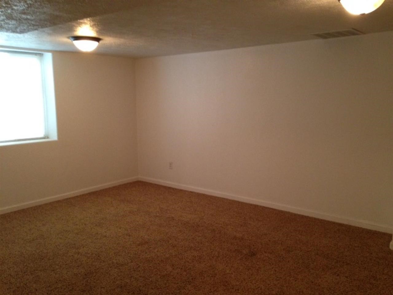 5624 N MADISON - Photo 8