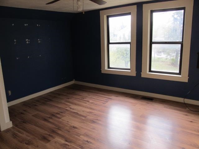 559 S Cedar St - Photo 9