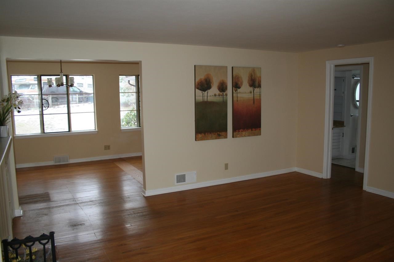 2927 S Manito Blvd - Photo 8
