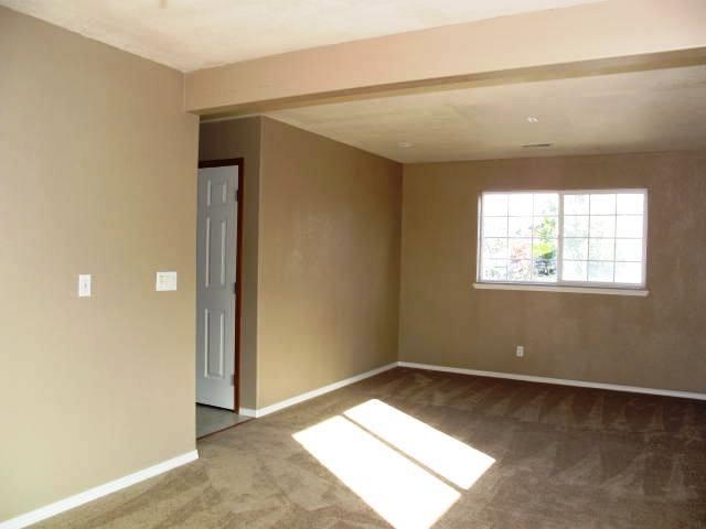 1905 N Harmony Lane - Photo 12