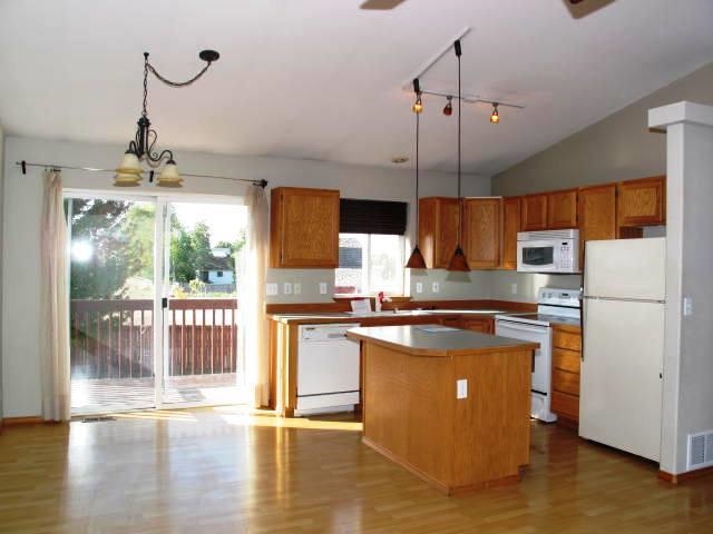 1905 N Harmony Lane - Photo 3