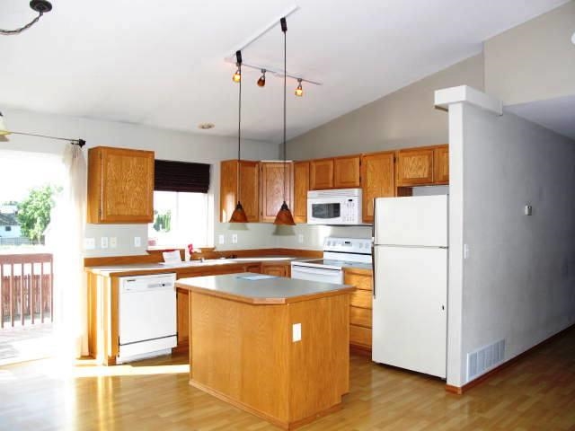 1905 N Harmony Lane - Photo 4
