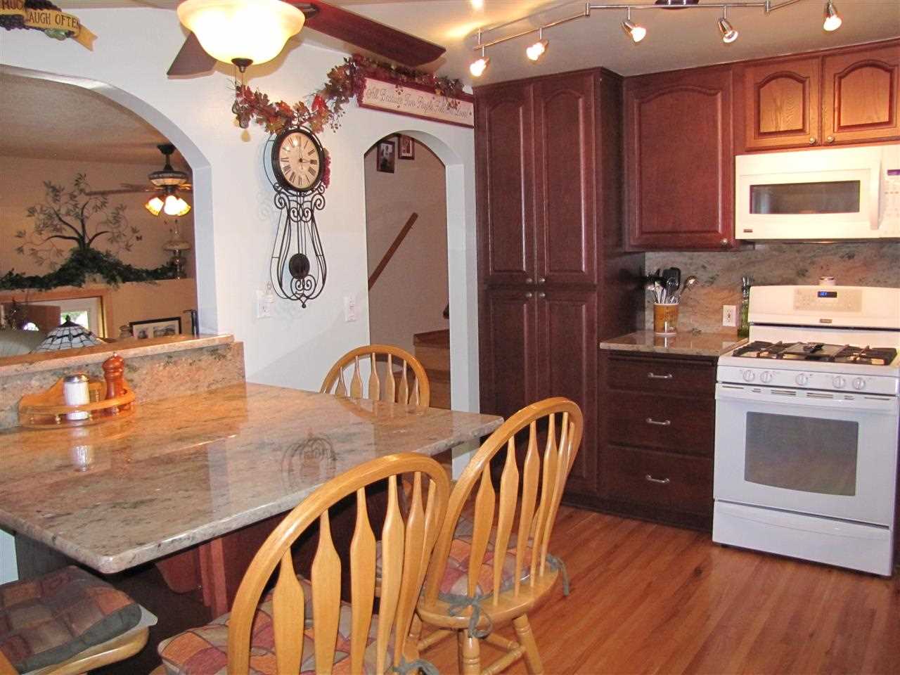 2836 W Houston Ave - Photo 11