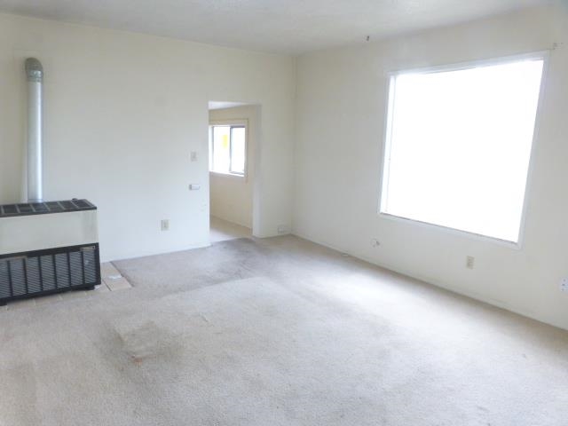 6702 N Crestline St - Photo 2