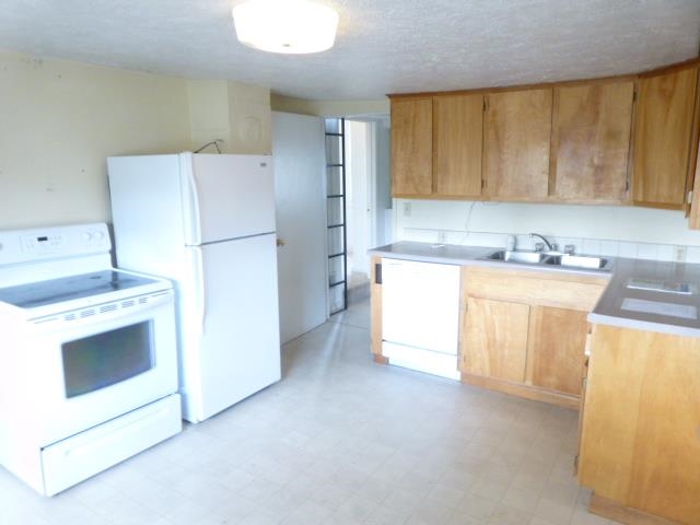 6702 N Crestline St - Photo 5