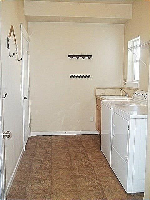 2402 W AIMEE Ave - Photo 14