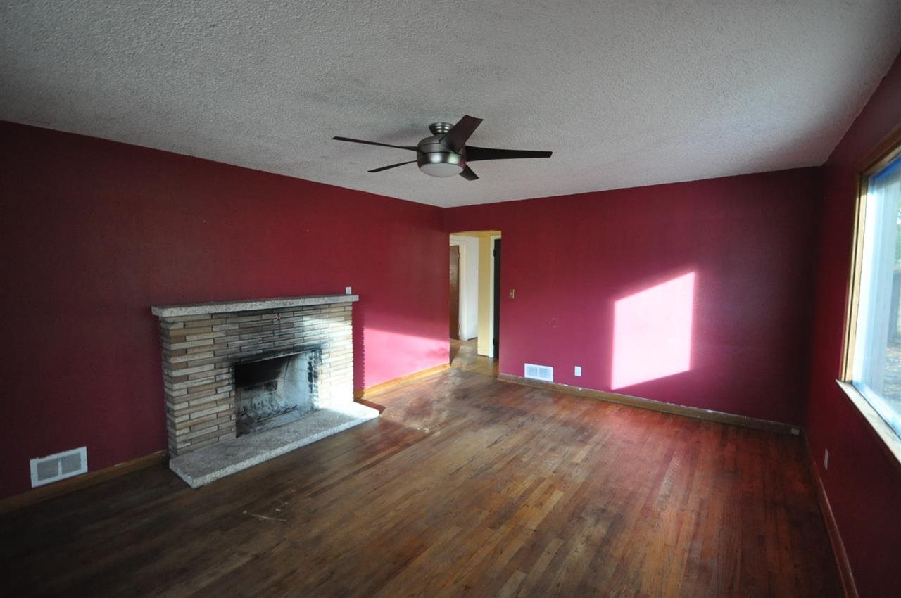 4928 N MONROE - Photo 2