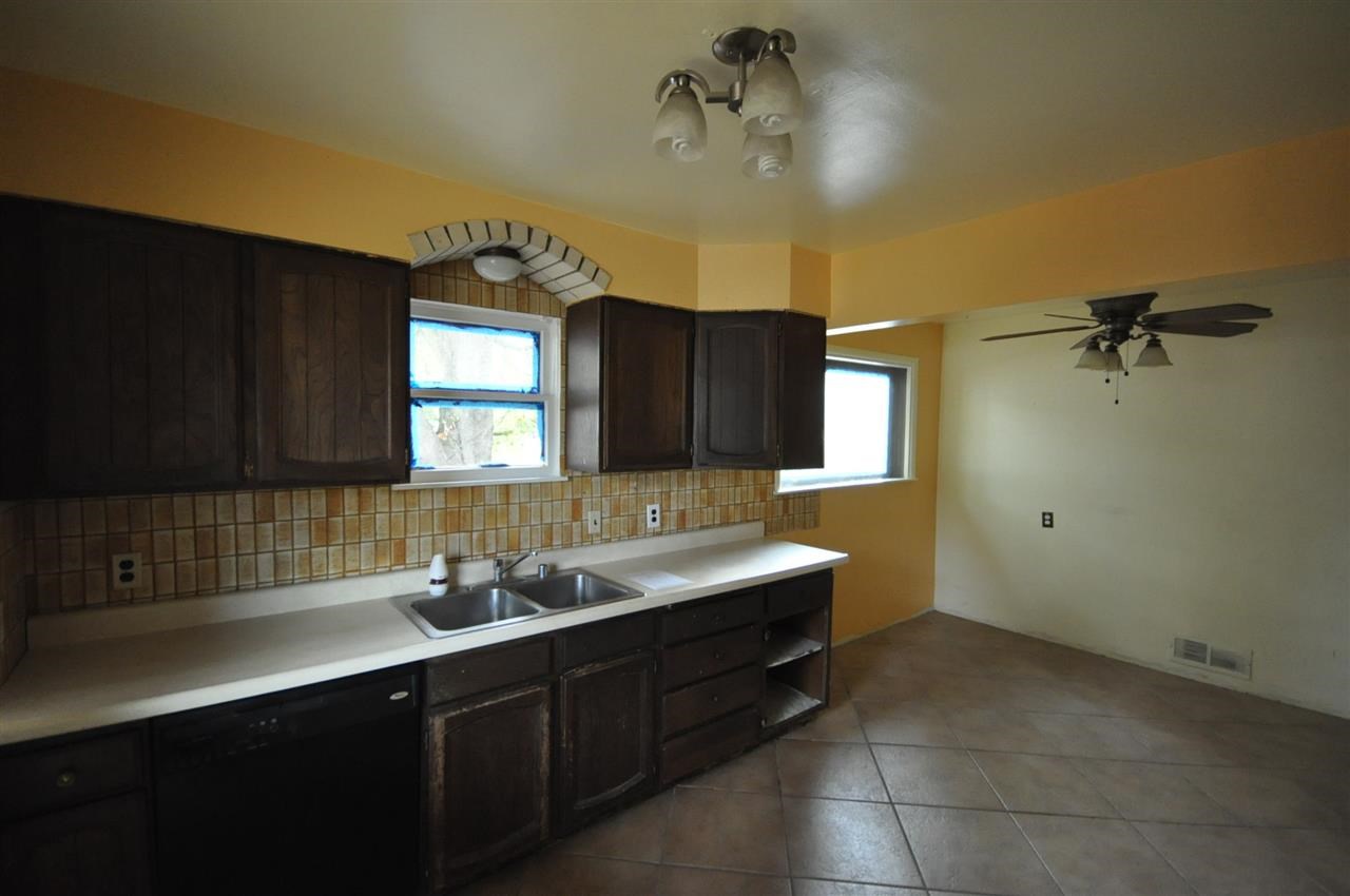 4928 N MONROE - Photo 4
