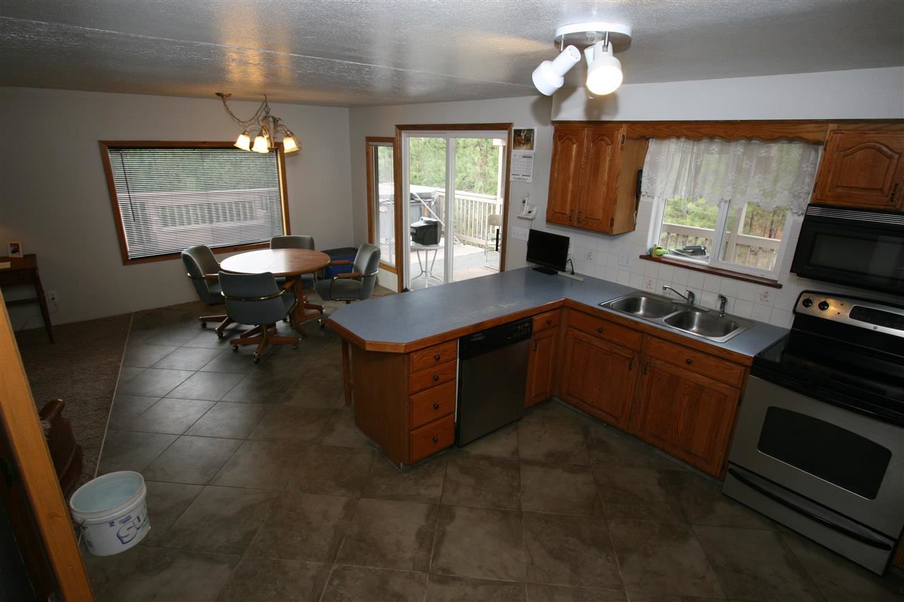 23827 N Elk Chattaroy Rd - Photo 9