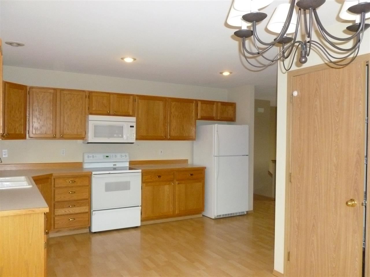 5009 N LARCH Rd - Photo 3