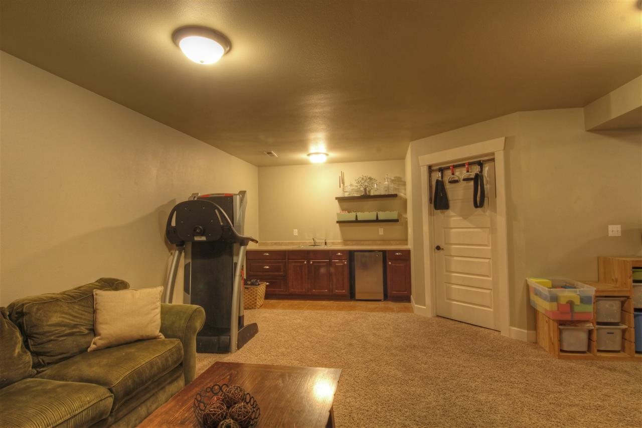 19823 E 1st Ct - Photo 16