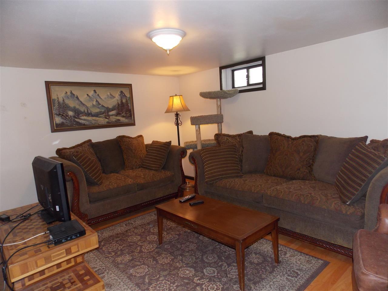 1433 W Chelan Ave - Photo 13