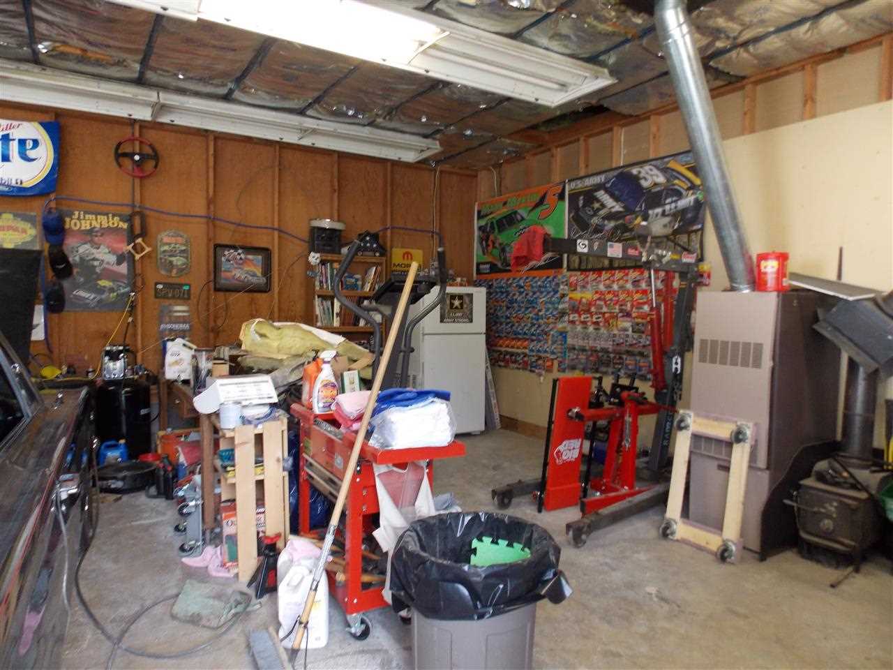 1433 W Chelan Ave - Photo 18