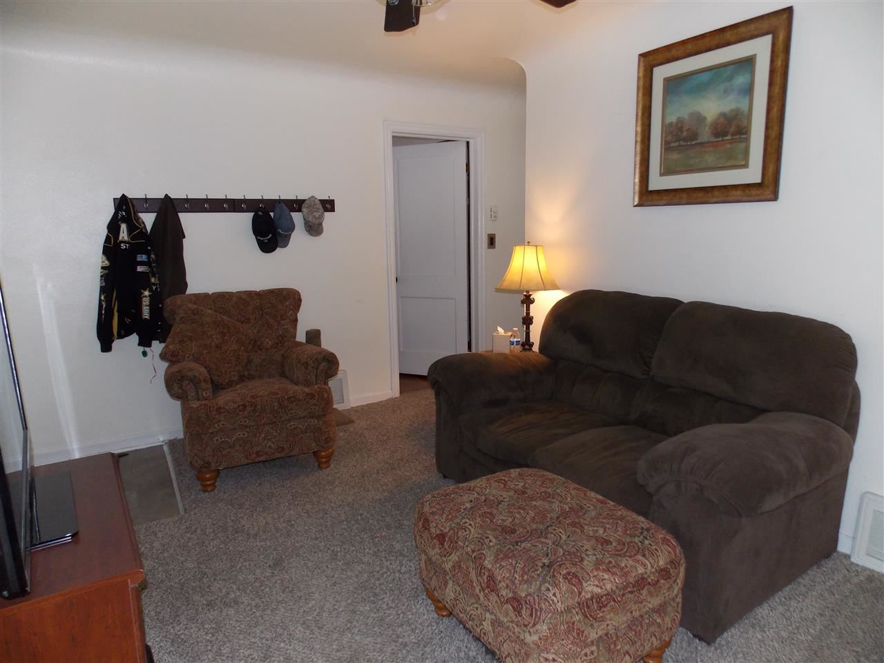 1433 W Chelan Ave - Photo 7