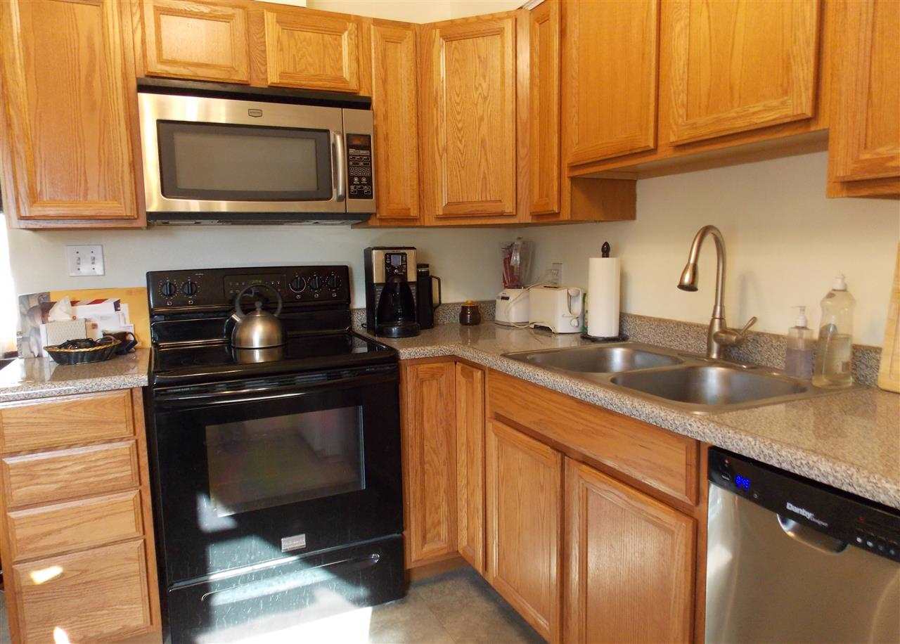 1433 W Chelan Ave - Photo 10