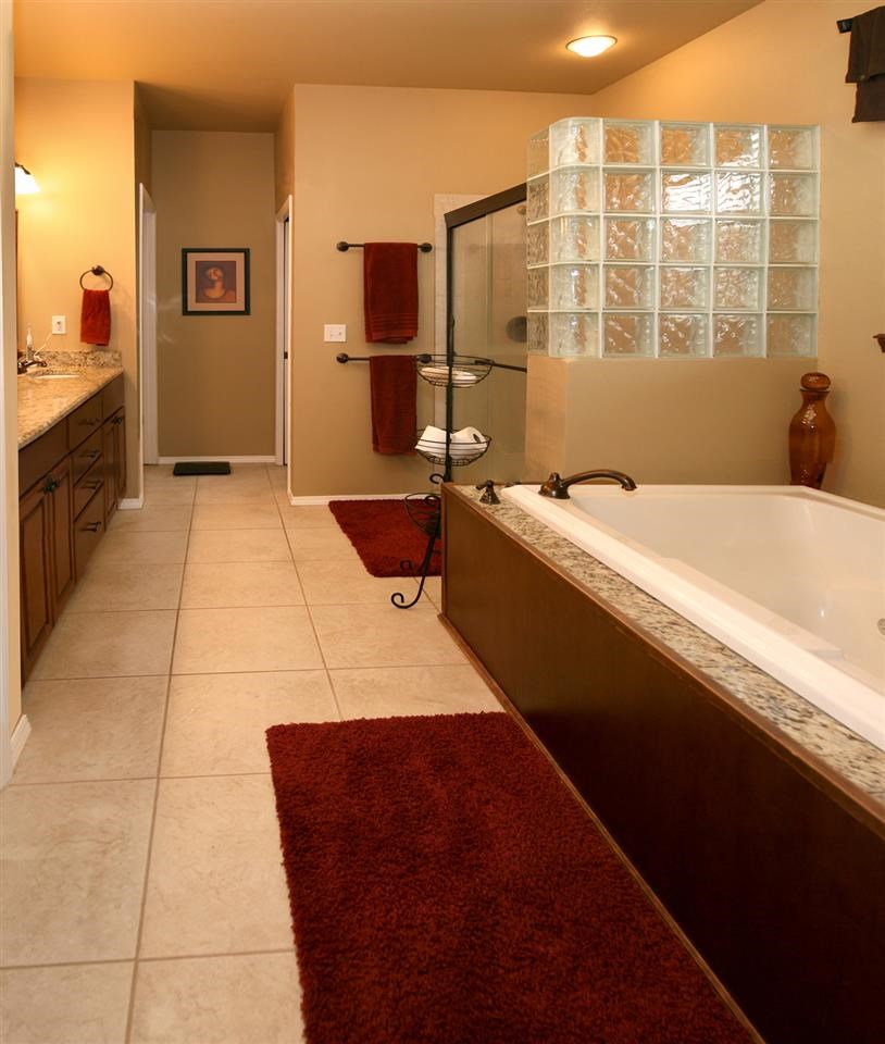 23520 E Broken Lance Dr - Photo 10