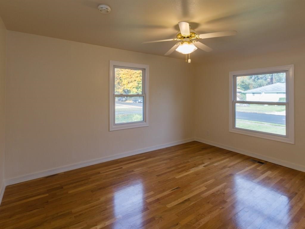 958 E 38TH Ave - Photo 11