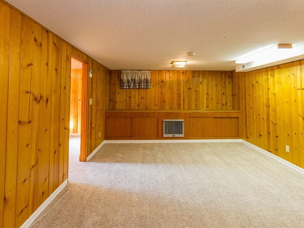958 E 38TH Ave - Photo 12