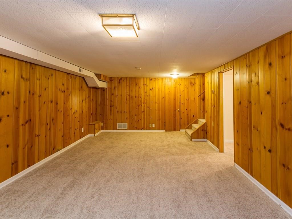 958 E 38TH Ave - Photo 13