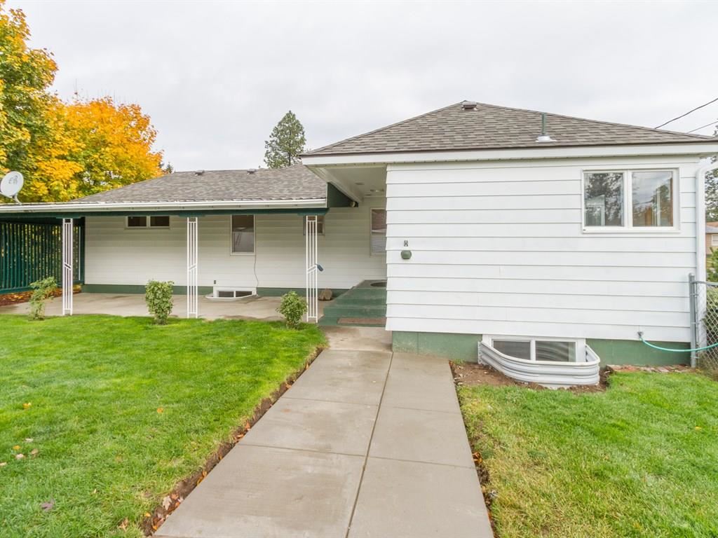 958 E 38TH Ave - Photo 18