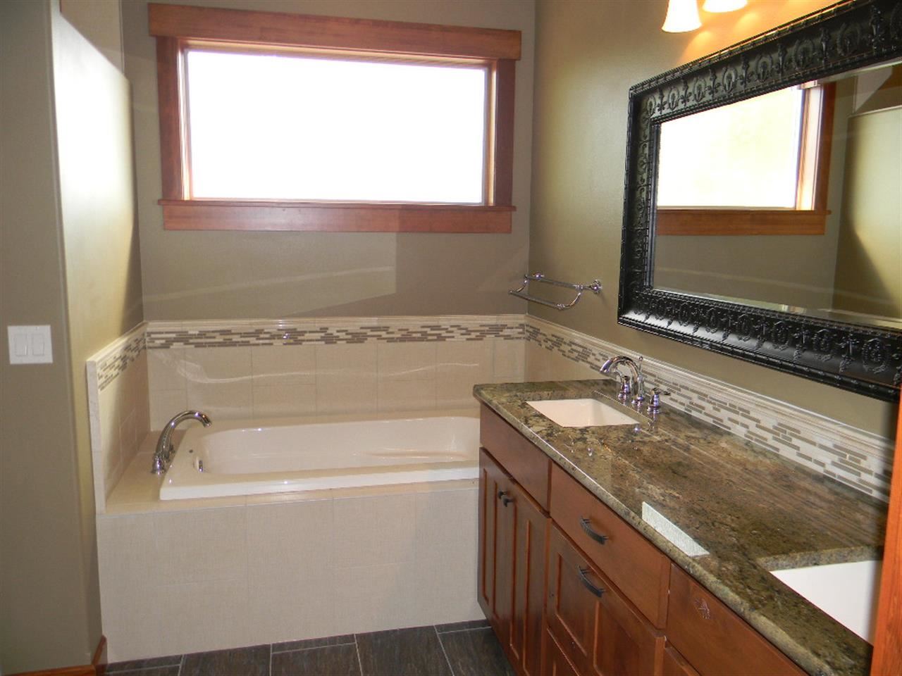 2113 W Caden Ave - Photo 12
