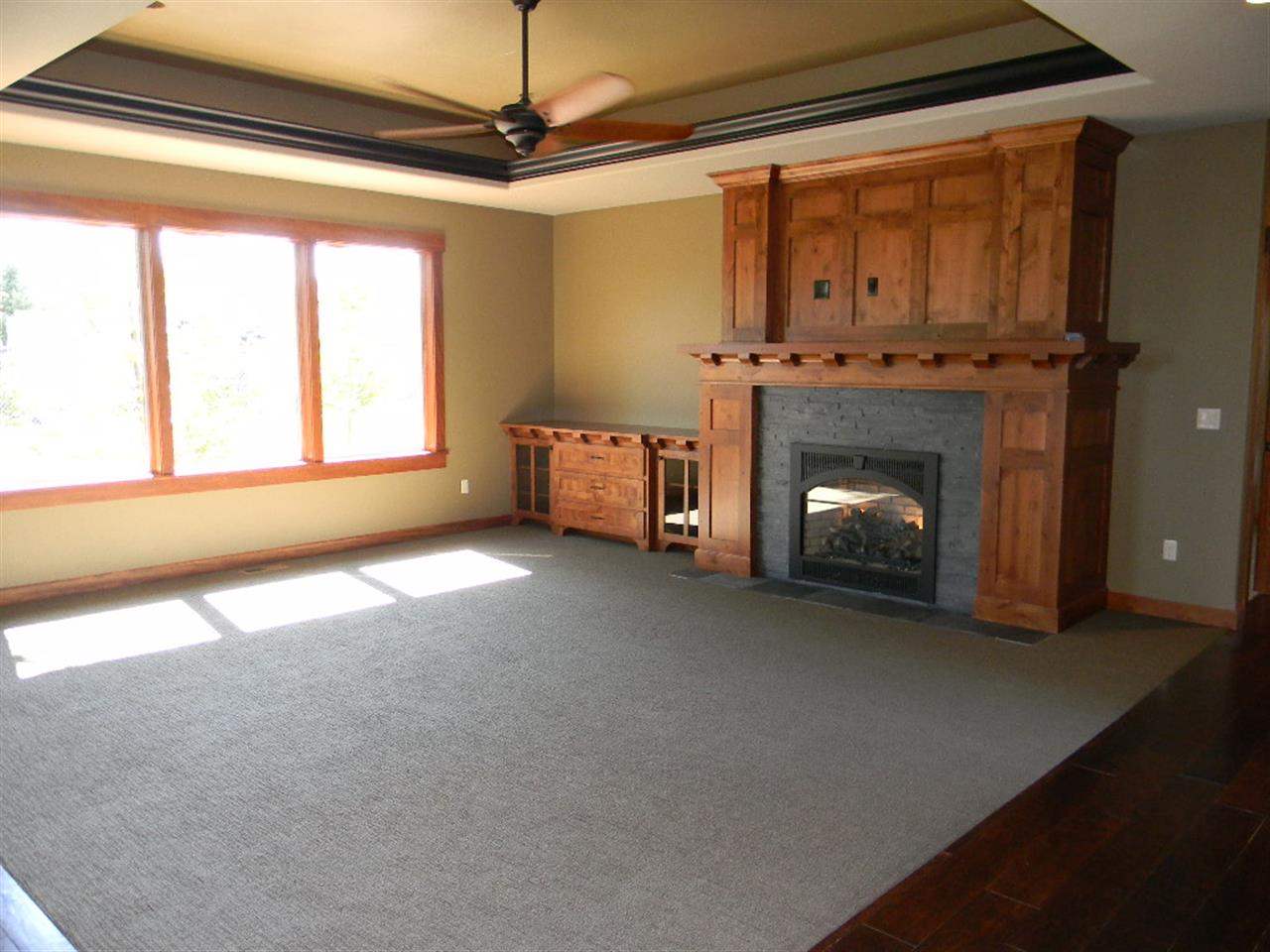 2113 W Caden Ave - Photo 4