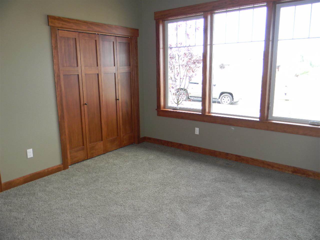 2113 W Caden Ave - Photo 9