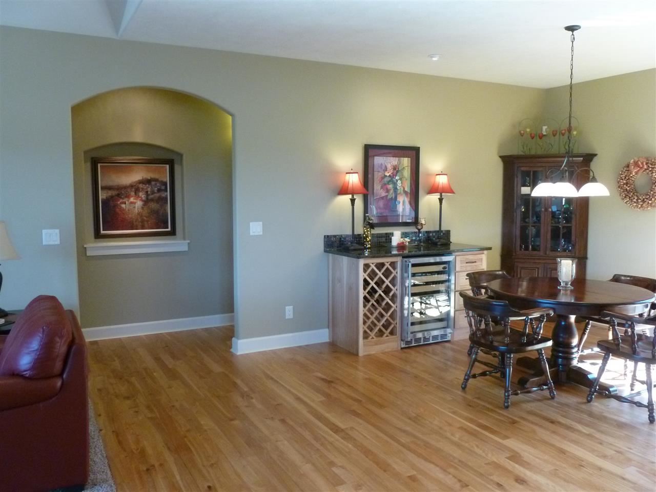 819 W WILLAPA - Photo 10