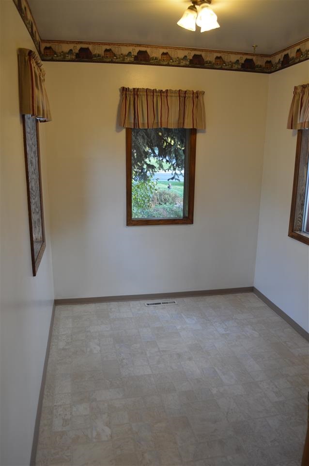 3503 N Normandie St - Photo 11