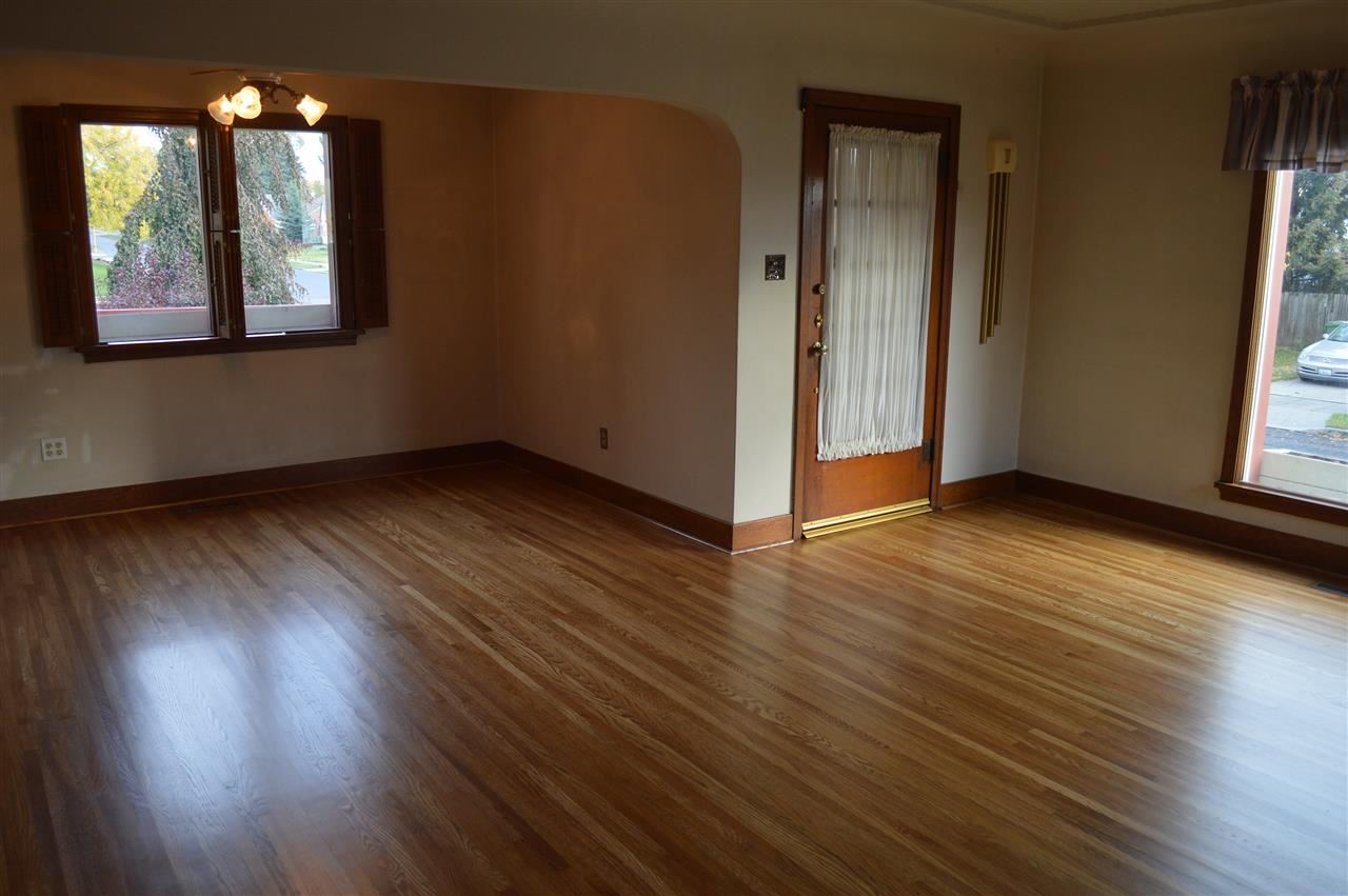 3503 N Normandie St - Photo 4