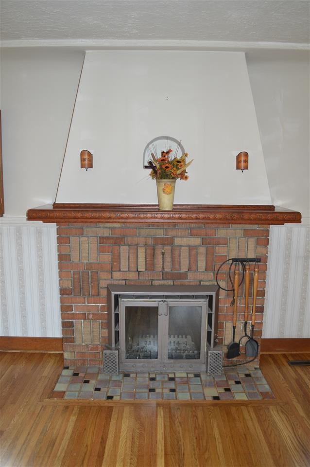 3503 N Normandie St - Photo 6