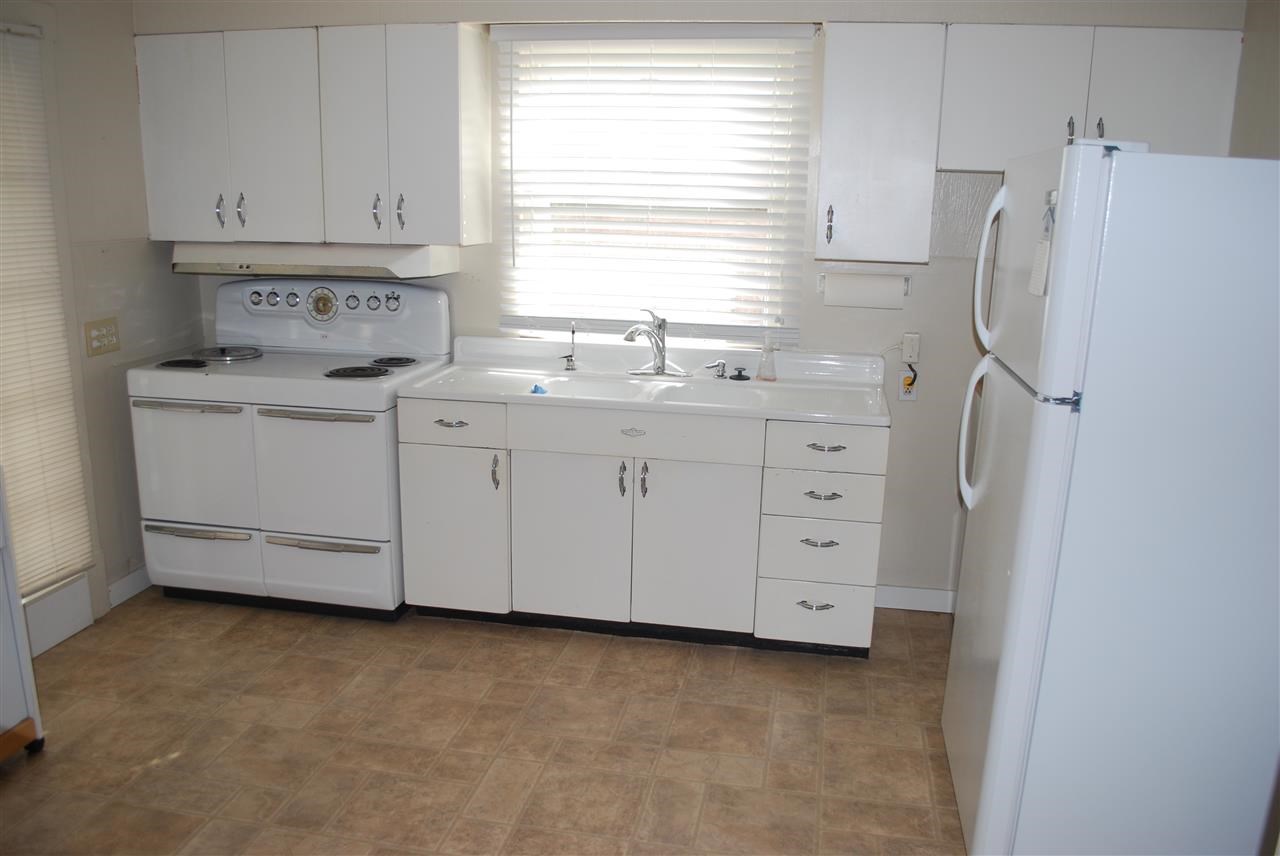 816 W Gordon Ave - Photo 5