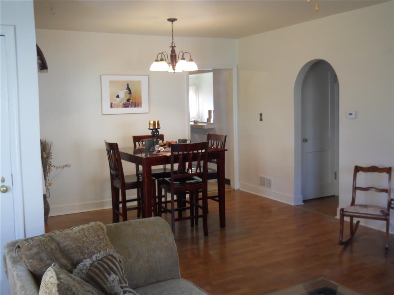 4123 N CEDAR St - Photo 3
