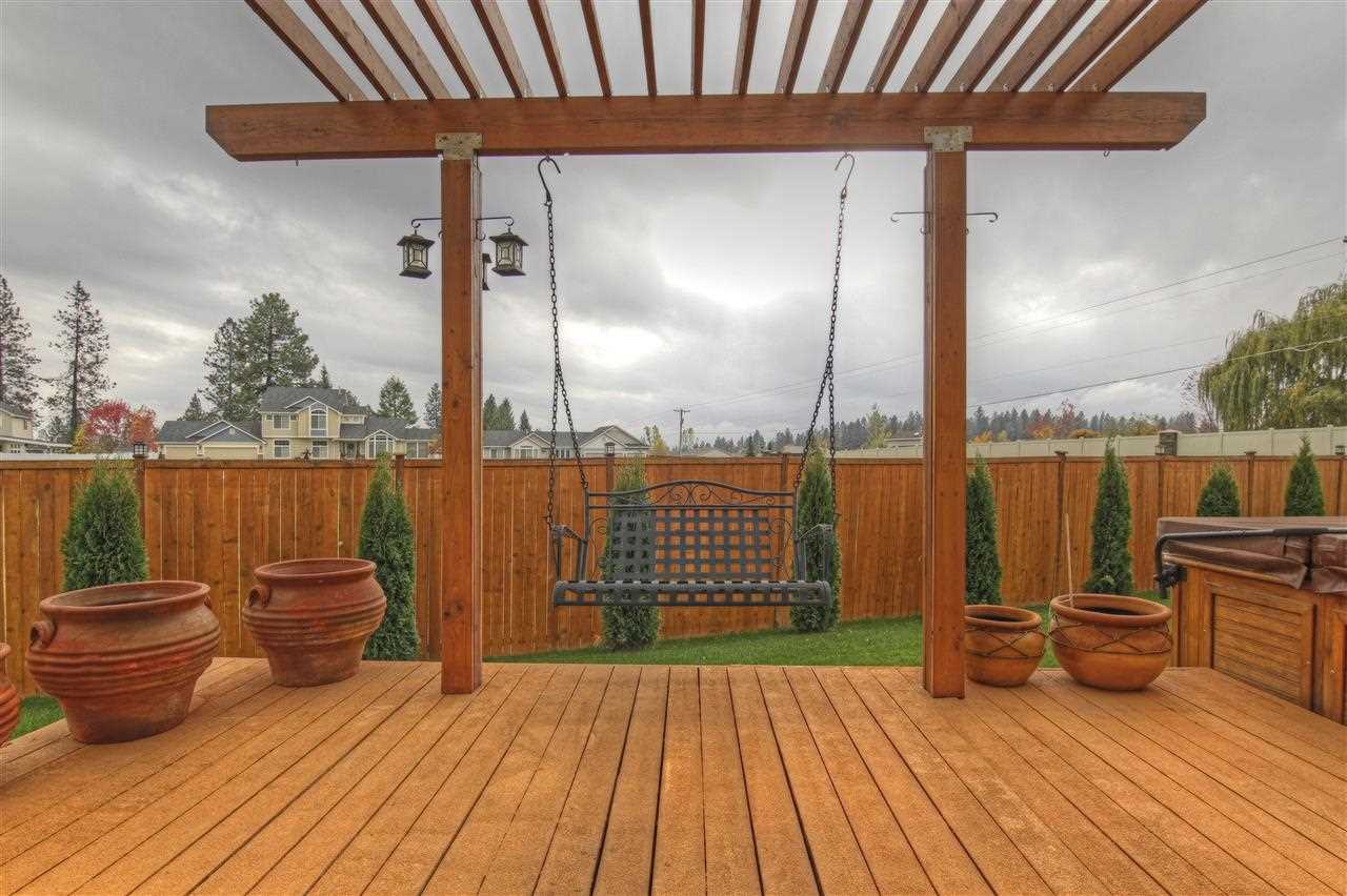 606 E WESTCREST Rd - Photo 18