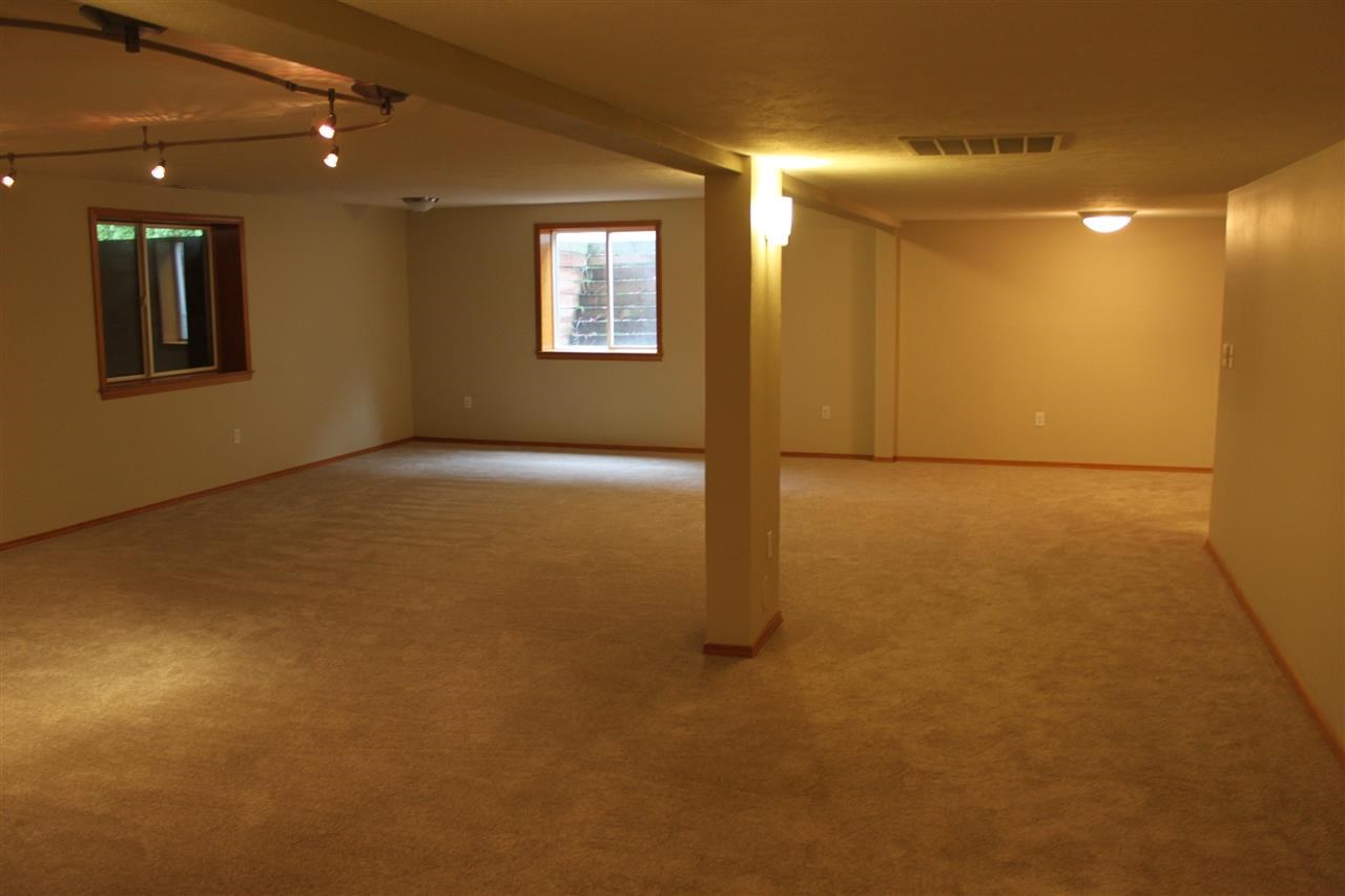 322 W charlton - Photo 14