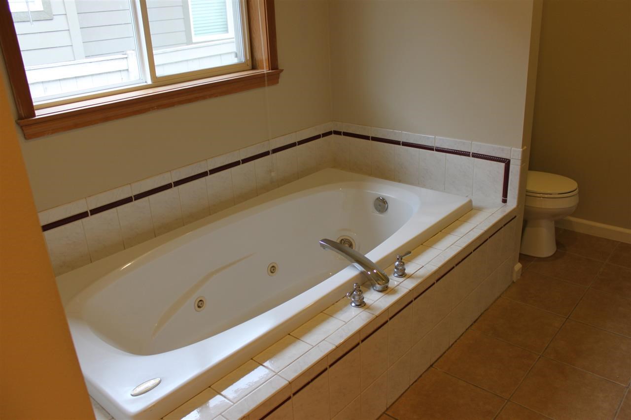 322 W charlton - Photo 9