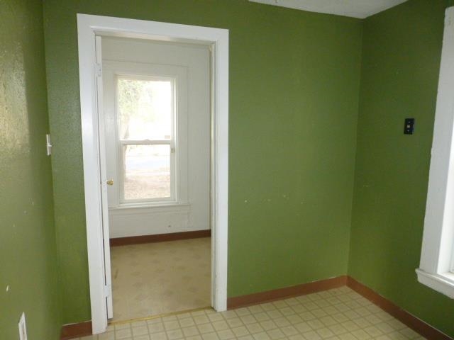 2324 E 6th - Photo 14