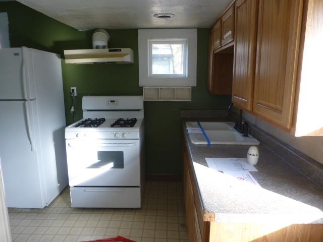 2324 E 6th - Photo 6