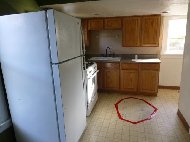2324 E 6th - Photo 7