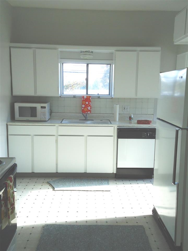 1003 2ND - Photo 13