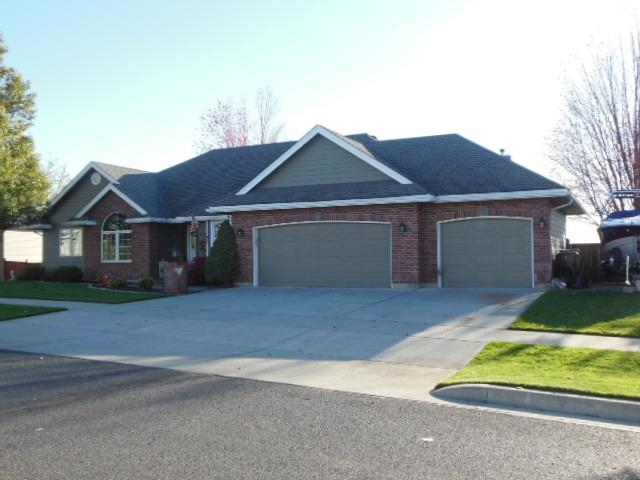 6511 W SKAGIT Ave - Photo 1