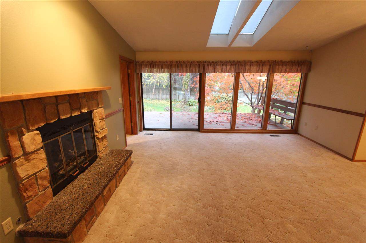 3722 S Dearborn St - Photo 3