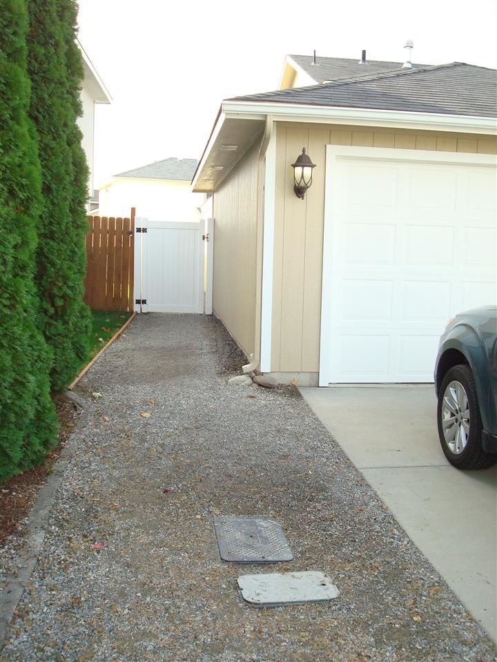 1925 N Salmon River Ln - Photo 3