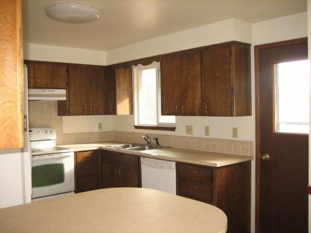 13730 E 31st Ave - Photo 6