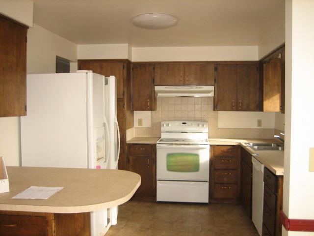 13730 E 31st Ave - Photo 7